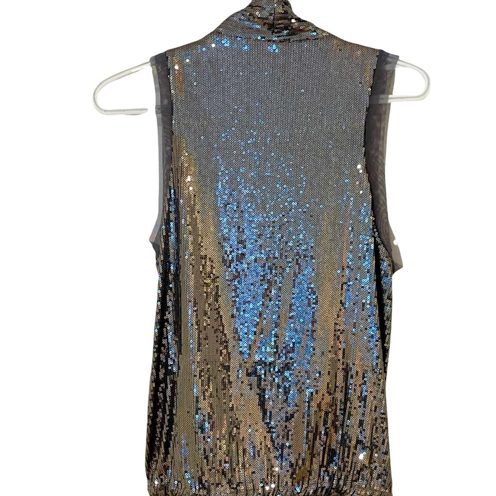 Sequence drape front top - Picture 2 of 5